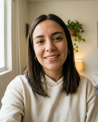 Paola G., 31